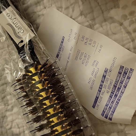 Brand new rounded brush. - Picture 3 of 3